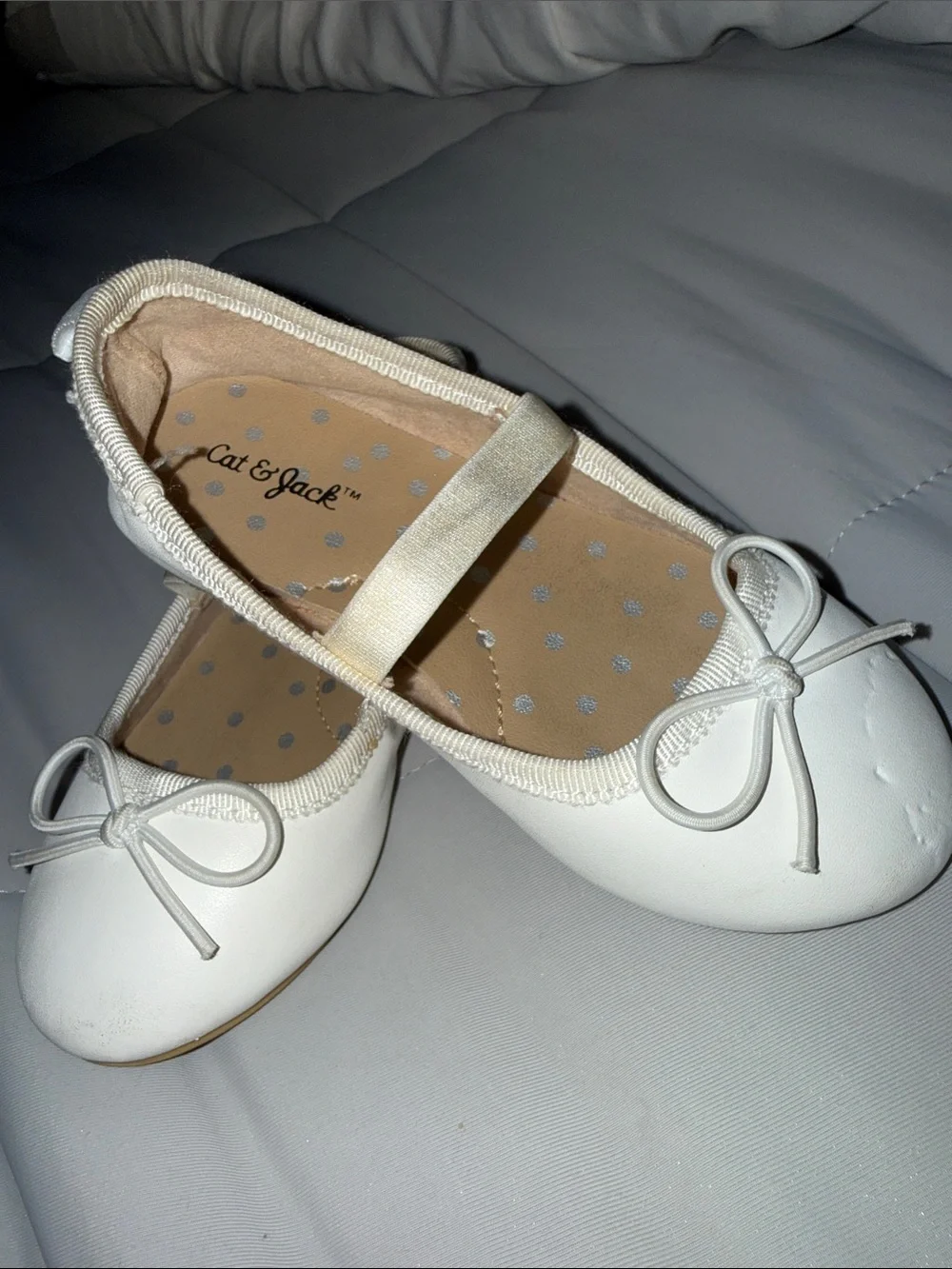Cat & Jack Girls' Ballet Flats with Bow Strap